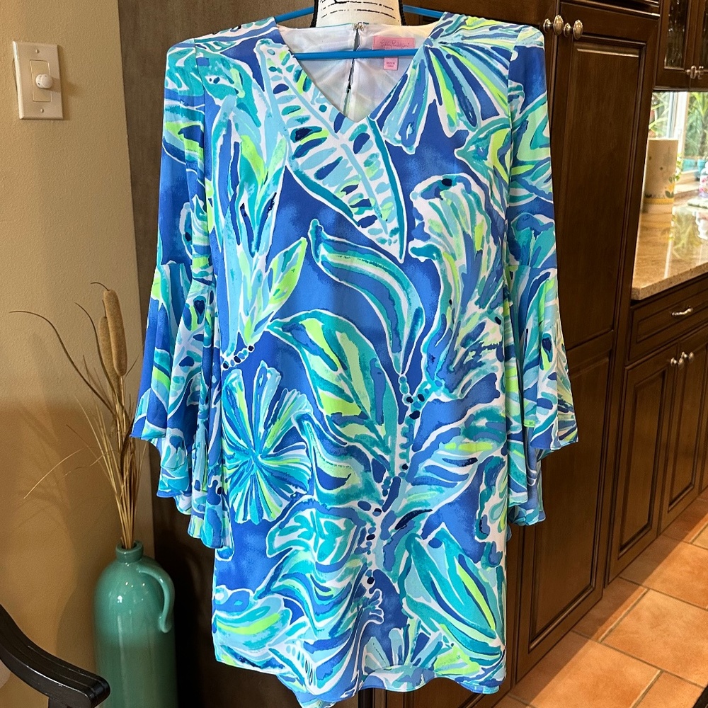🛍Lilly Pulitzer Dress! Blue,Green& White w/ Bell Sleeves- EXCELLENT CONDITION!